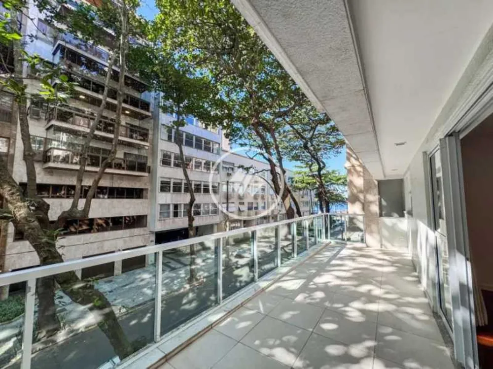 Apartamento, 3 quartos, 200 m² - Foto 1