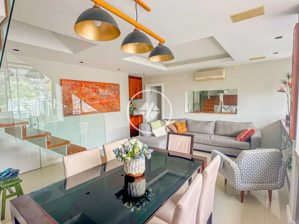 Cobertura, 3 quartos, 191 m² - Foto 1