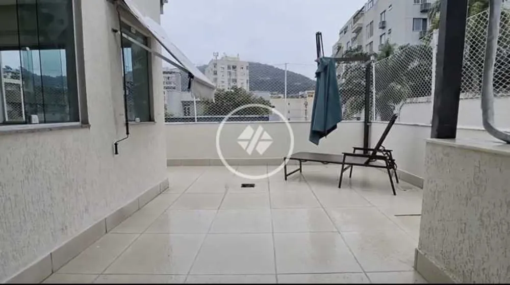 Cobertura, 3 quartos, 160 m² - Foto 2