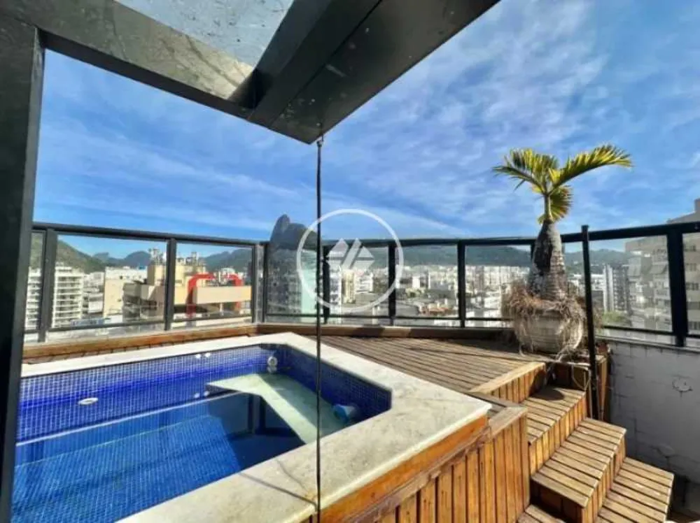 Cobertura, 3 quartos, 247 m² - Foto 1