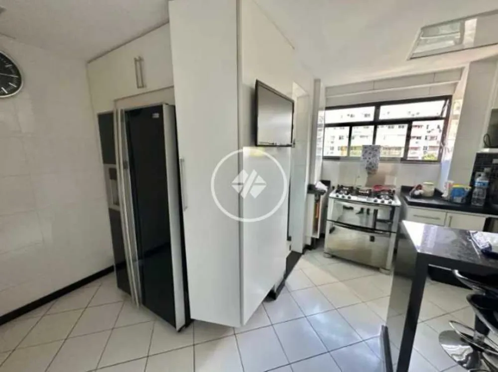 Cobertura, 3 quartos, 247 m² - Foto 10