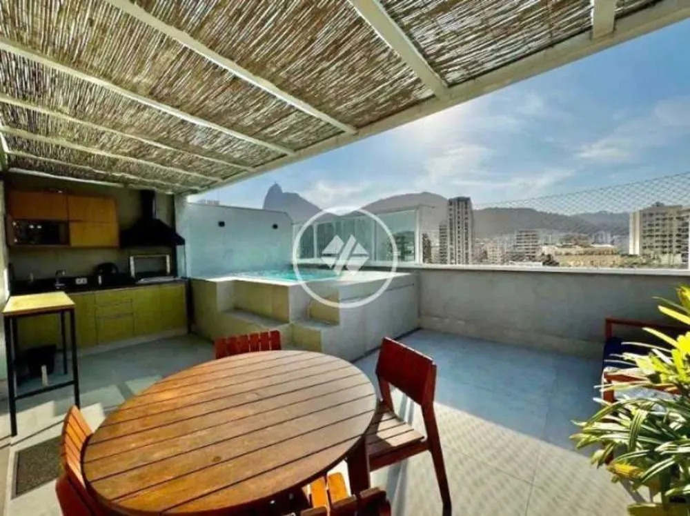 Cobertura, 3 quartos, 174 m² - Foto 2