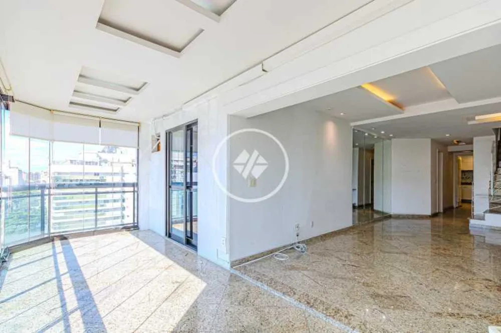 Cobertura, 3 quartos, 231 m² - Foto 12