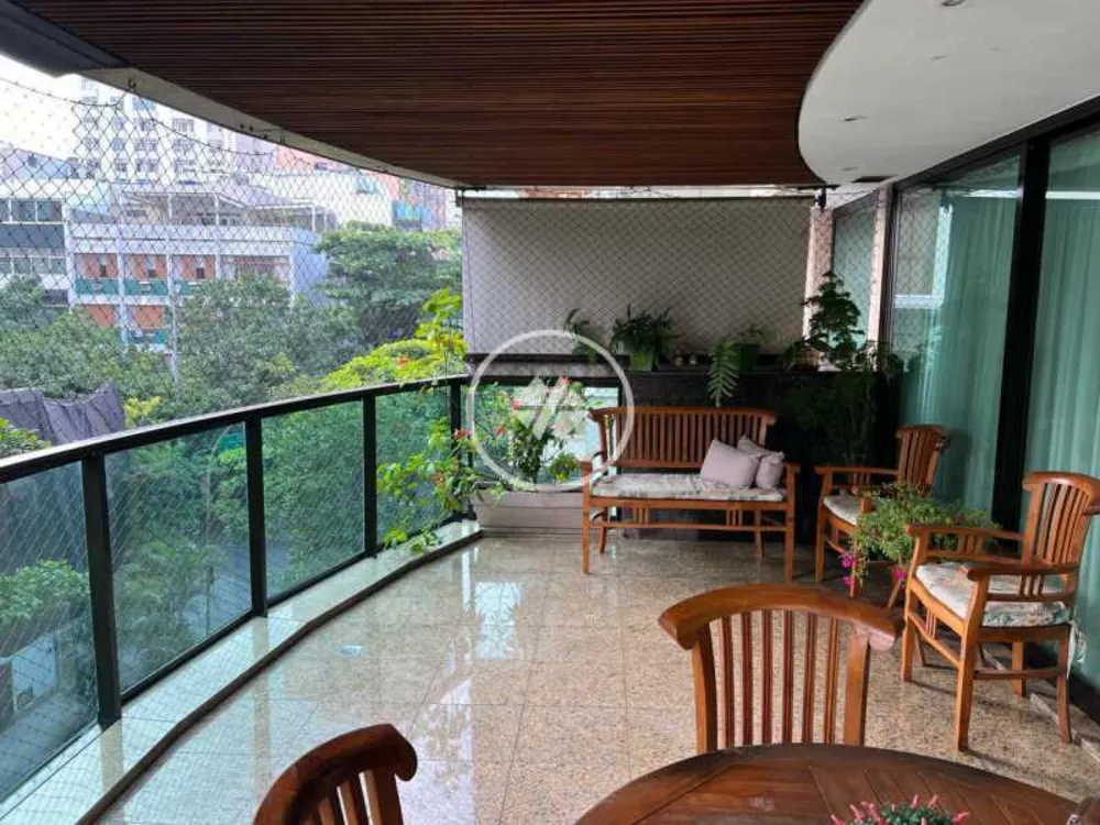 Apartamento, 3 quartos, 209 m² - Foto 2
