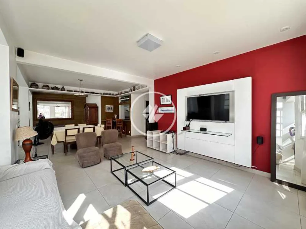 Apartamento, 3 quartos, 140 m² - Foto 1