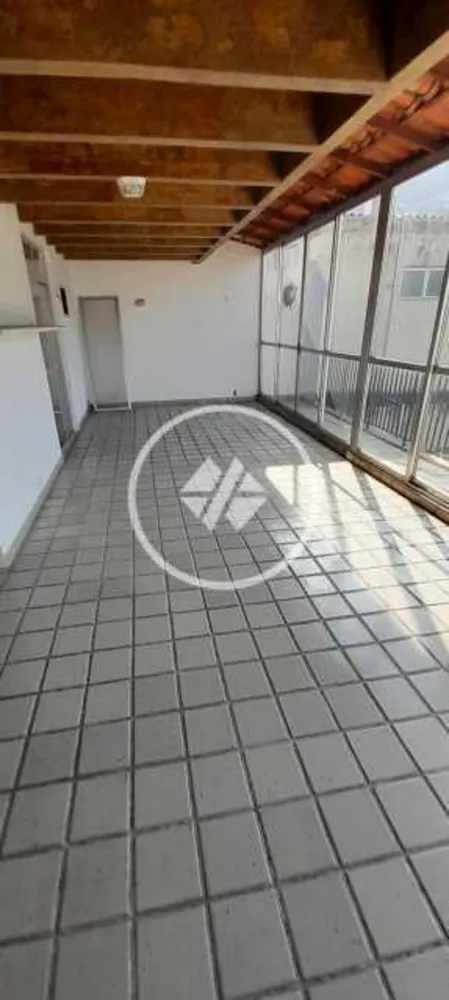Cobertura, 3 quartos, 193 m² - Foto 3