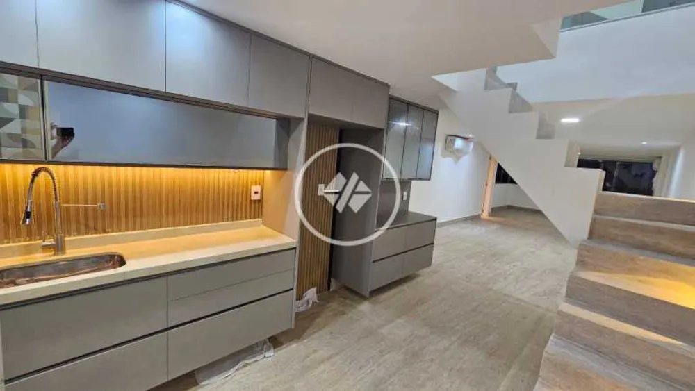 Cobertura, 3 quartos, 280 m² - Foto 8