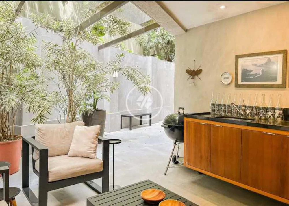 Apartamento, 3 quartos, 158 m² - Foto 1