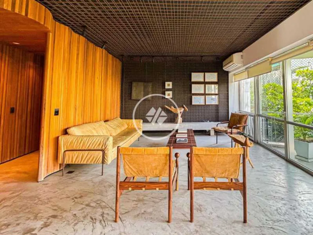 Cobertura, 3 quartos, 250 m² - Foto 2