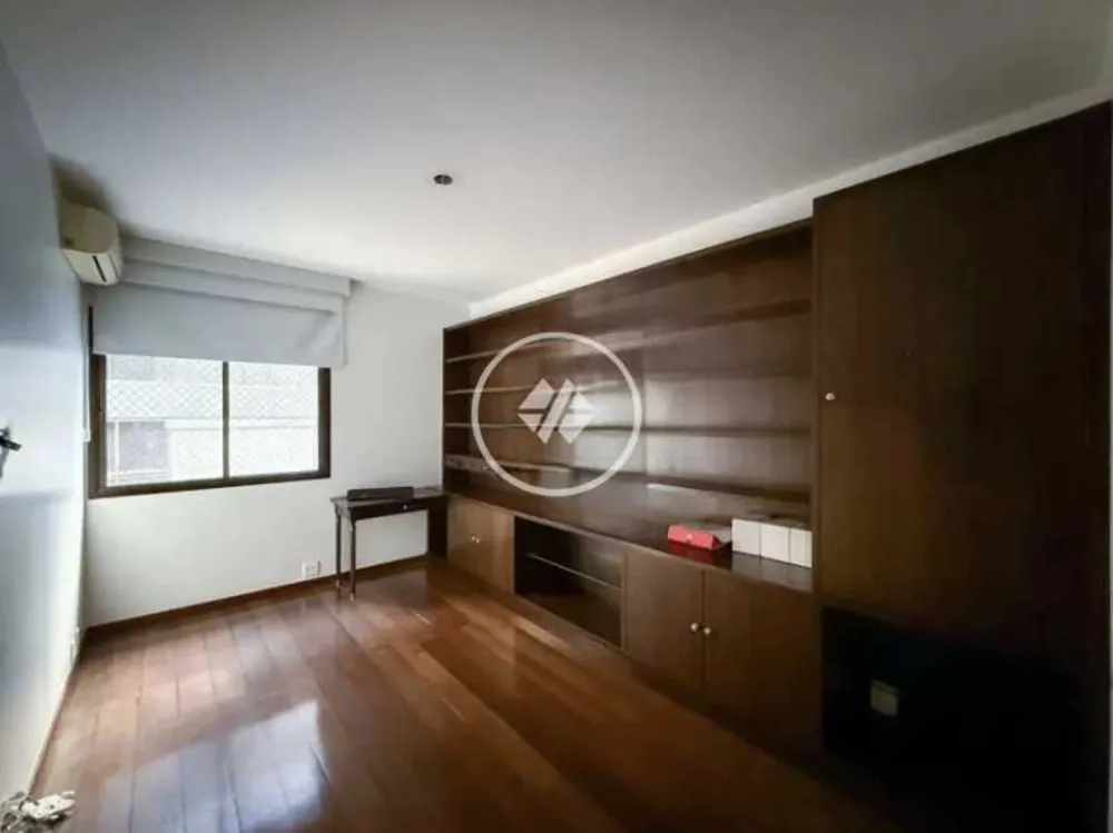 Apartamento, 4 quartos, 216 m² - Foto 11