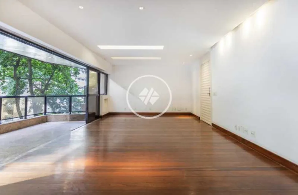 Apartamento, 3 quartos, 192 m² - Foto 2