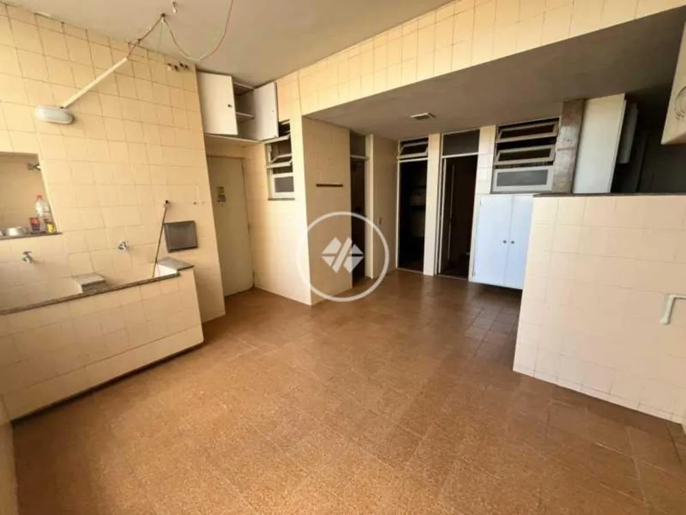 Apartamento, 4 quartos, 241 m² - Foto 9