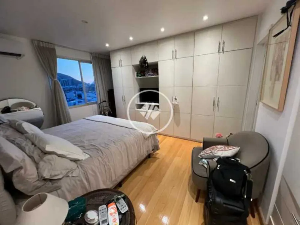 Cobertura, 3 quartos, 209 m² - Foto 11