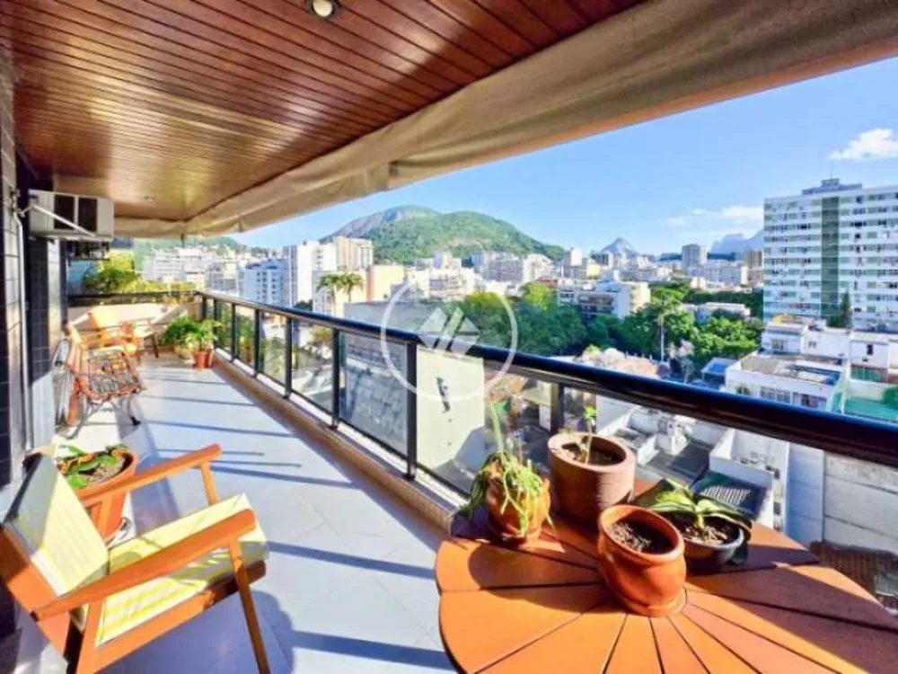 Apartamento, 3 quartos, 130 m² - Foto 1