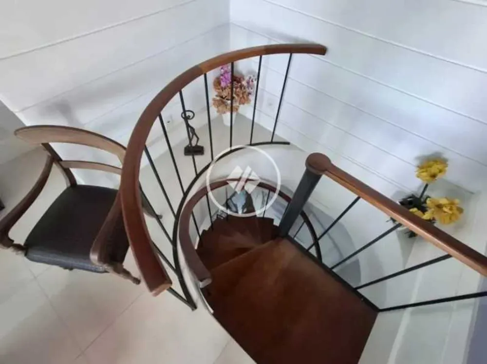 Cobertura, 3 quartos, 219 m² - Foto 1