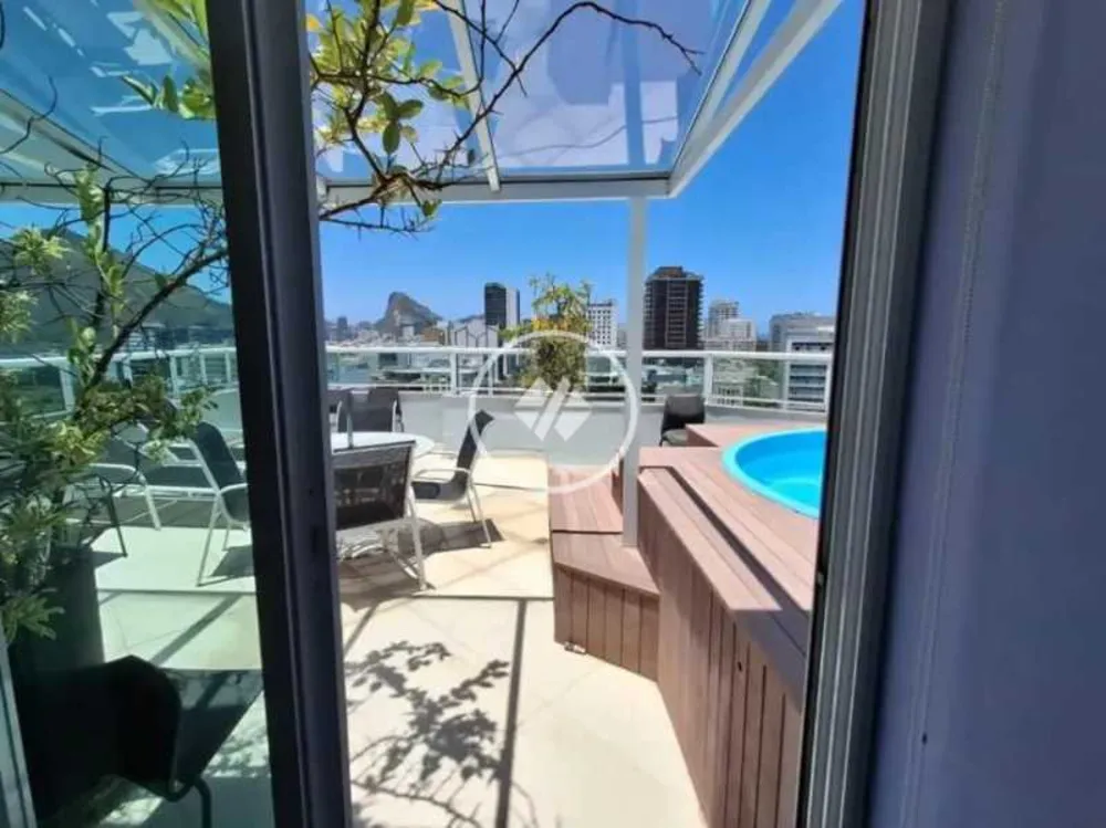 Cobertura, 3 quartos, 219 m² - Foto 4