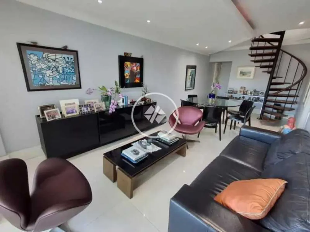 Cobertura, 3 quartos, 219 m² - Foto 18