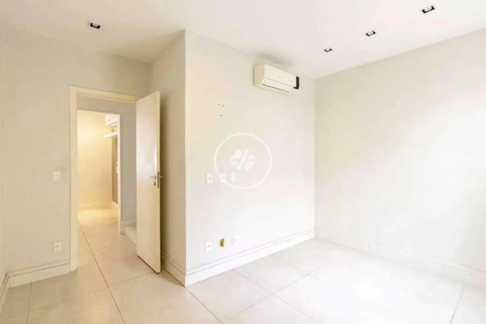 Cobertura, 3 quartos, 205 m² - Foto 10