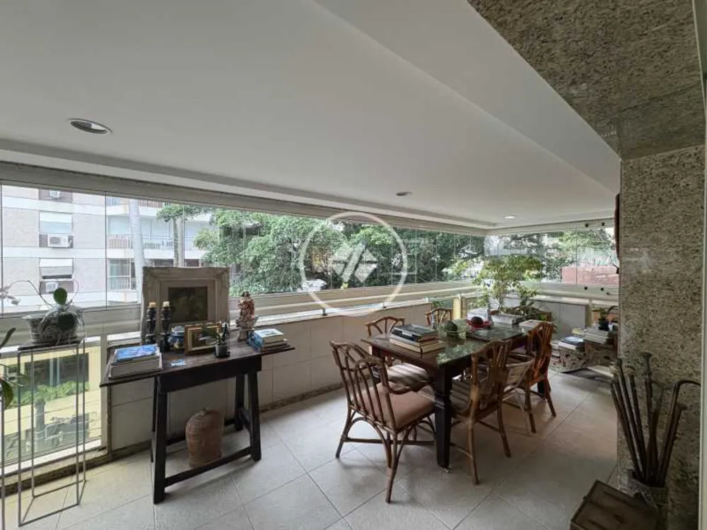 Apartamento, 4 quartos, 256 m² - Foto 2