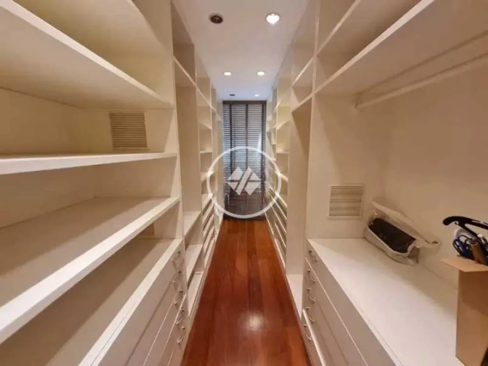 Apartamento, 3 quartos, 216 m² - Foto 18