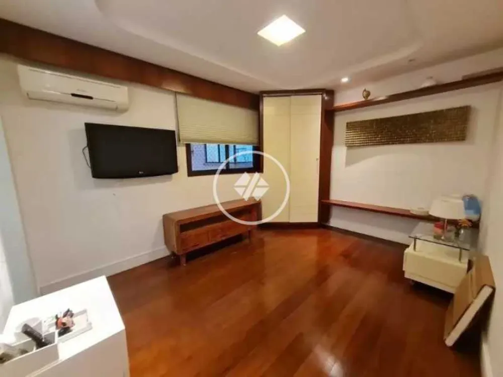 Apartamento, 3 quartos, 216 m² - Foto 9