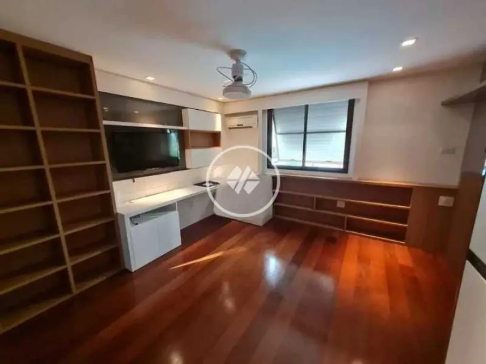 Apartamento, 3 quartos, 216 m² - Foto 17