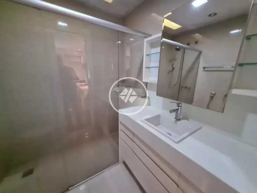 Apartamento, 3 quartos, 216 m² - Foto 4