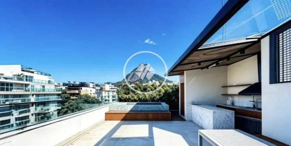 Cobertura, 3 quartos, 264 m² - Foto 1