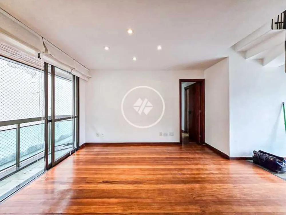 Cobertura, 3 quartos, 325 m² - Foto 2