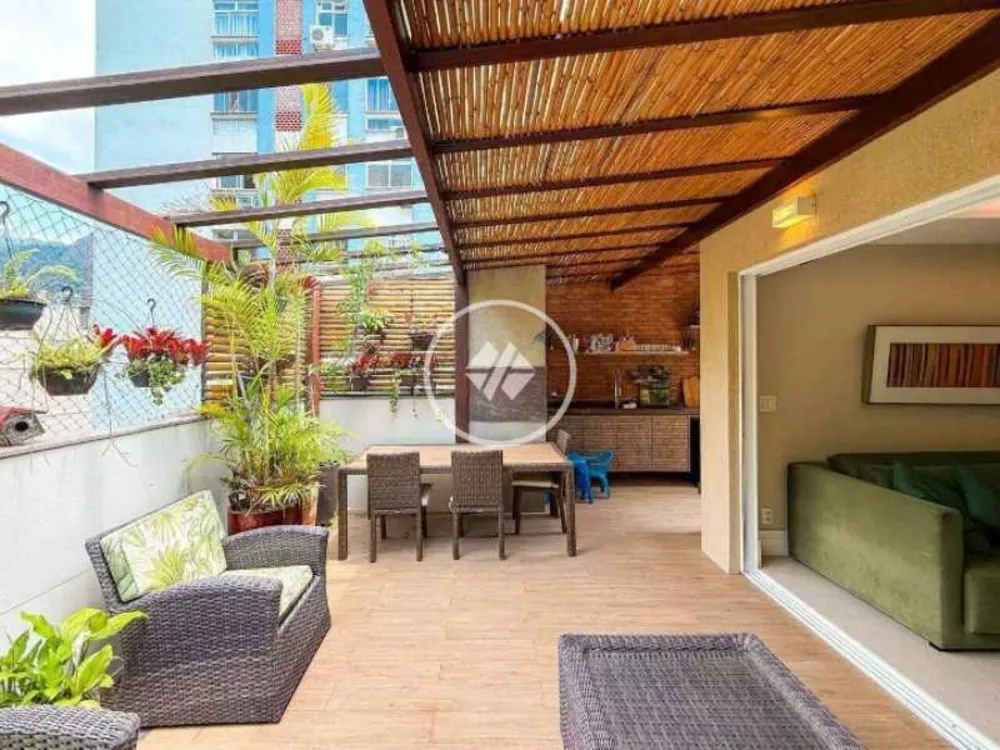 Cobertura, 3 quartos, 186 m² - Foto 1