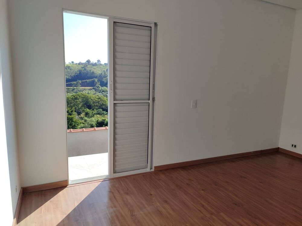 Casa à venda com 2 quartos, 108m² - Foto 5