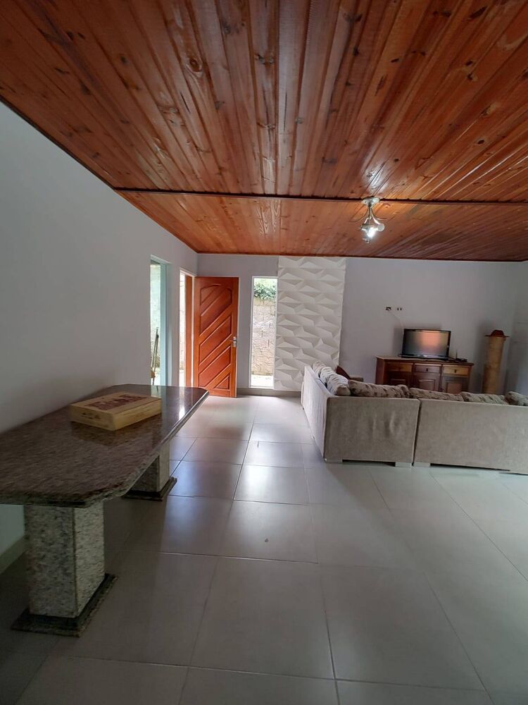 Casa à venda com 2 quartos, 1100m² - Foto 8