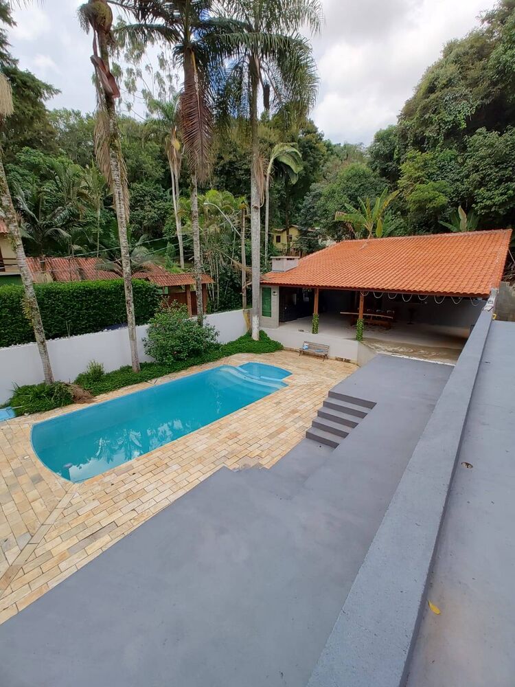 Casa à venda com 2 quartos, 1100m² - Foto 11