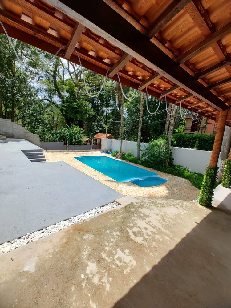 Casa à venda com 2 quartos, 1100m² - Foto 3
