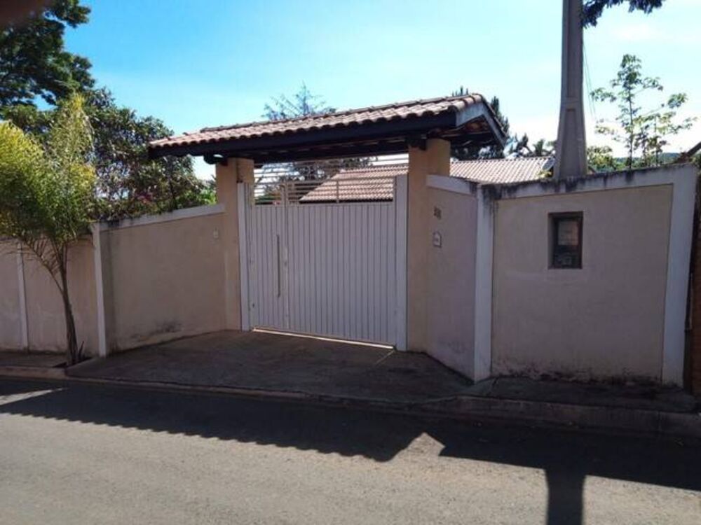 Chácara à venda com 2 quartos, 70m² - Foto 1