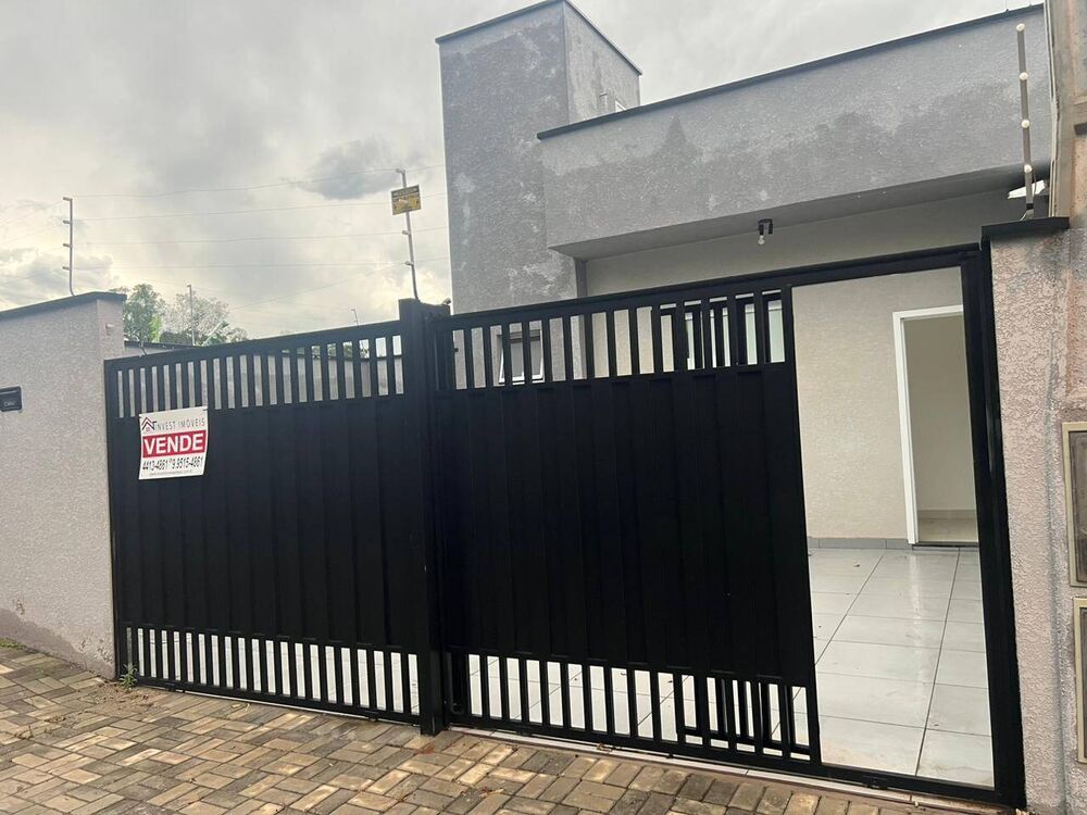 Casa à venda com 2 quartos, 70m² - Foto 1