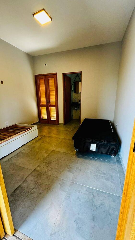 Chácara à venda com 4 quartos, 300m² - Foto 10