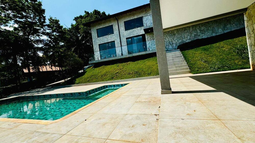 Chácara à venda com 4 quartos, 300m² - Foto 5
