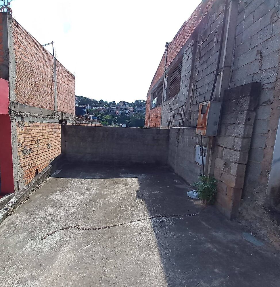 Casa à venda com 1 quarto, 48m² - Foto 3