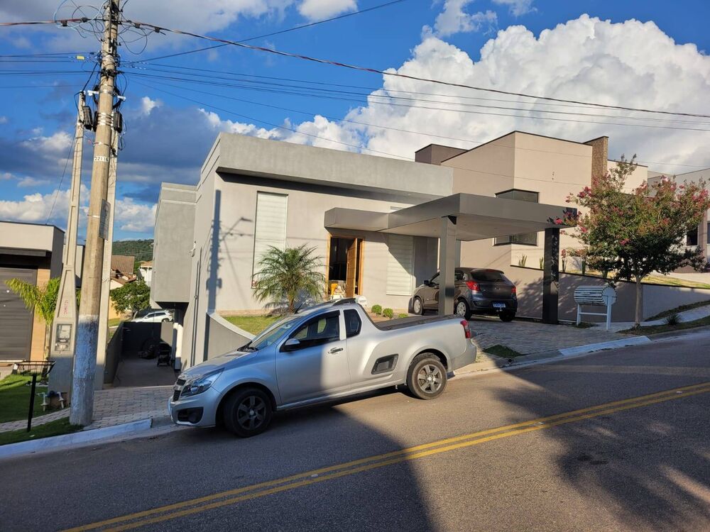 Casa de Condomínio à venda com 4 quartos, 290m² - Foto 4