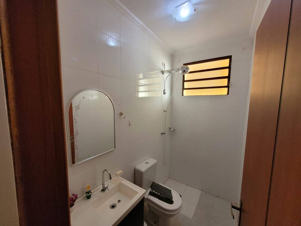 Chácara à venda com 3 quartos, 250m² - Foto 5