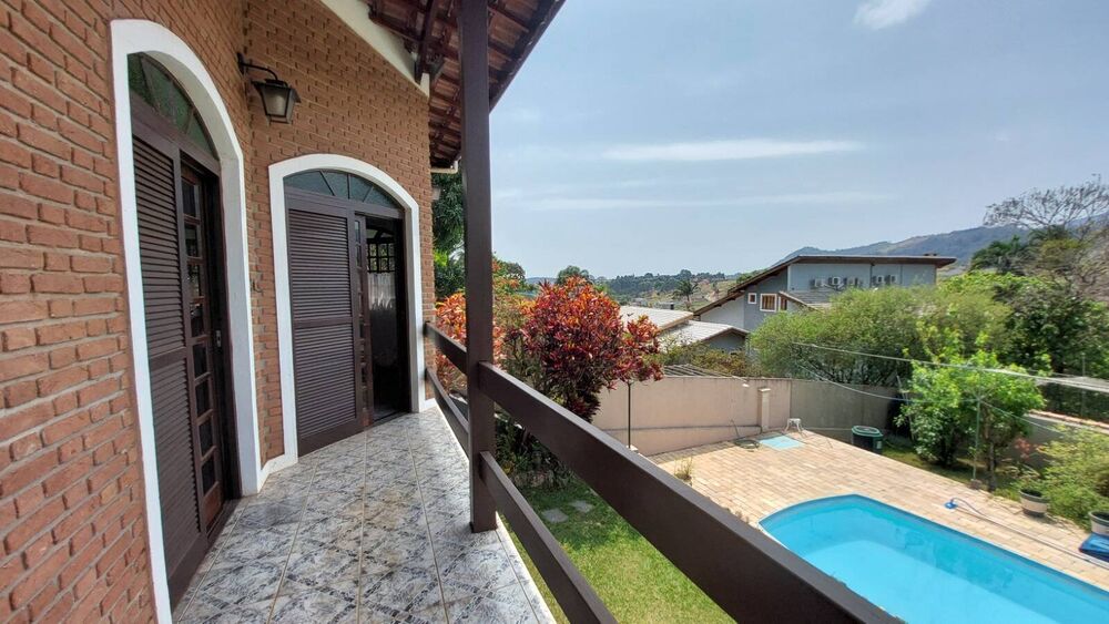 Casa à venda com 5 quartos, 260m² - Foto 5