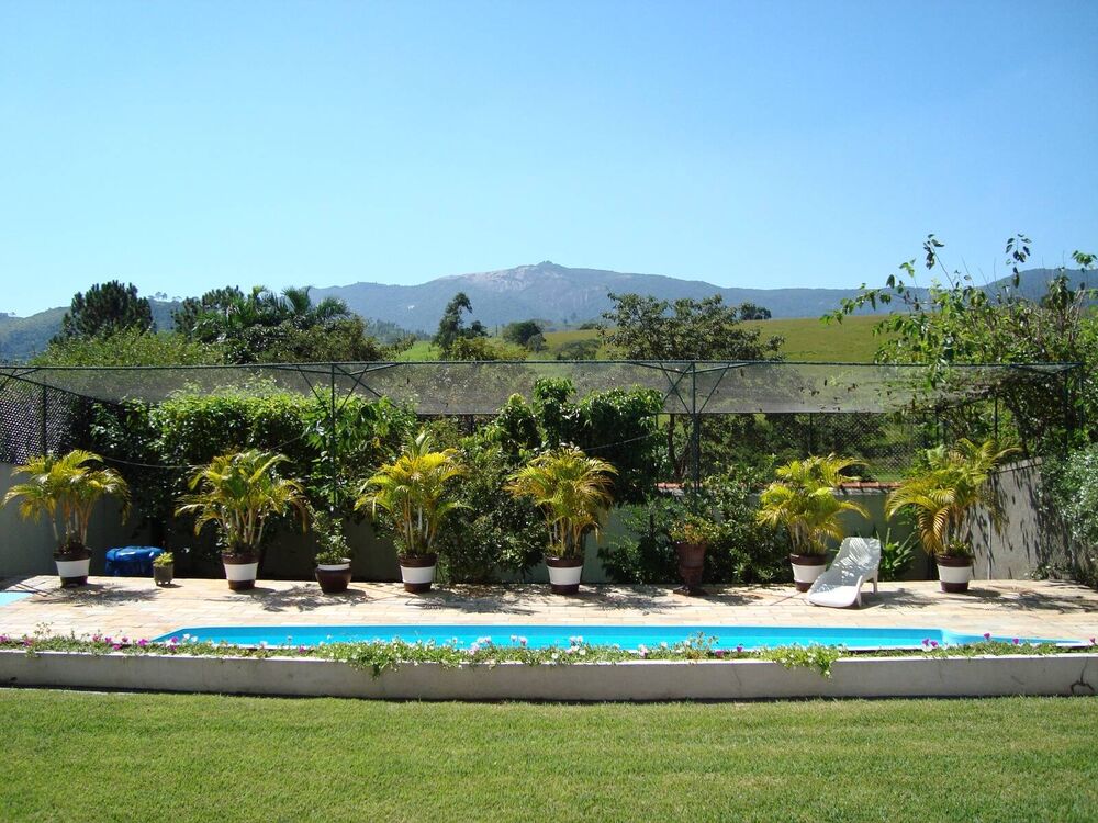 Casa à venda com 5 quartos, 260m² - Foto 2