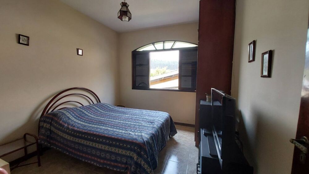 Casa à venda com 5 quartos, 260m² - Foto 10