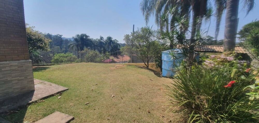 Chácara à venda com 4 quartos, 263m² - Foto 4