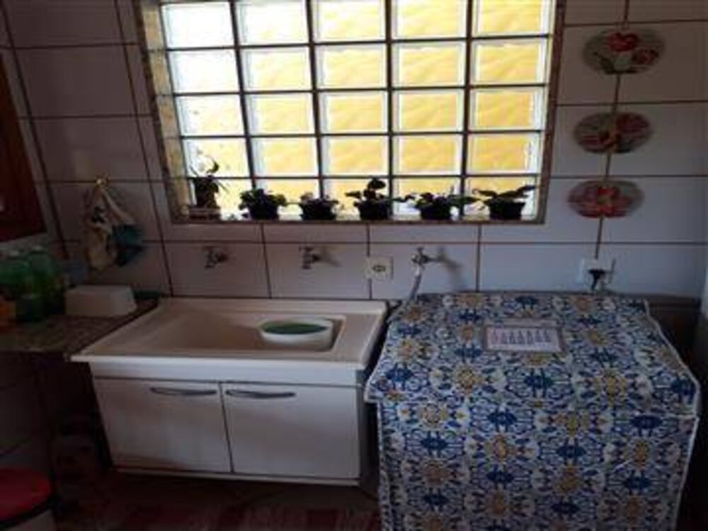 Chácara à venda com 7 quartos, 425m² - Foto 8