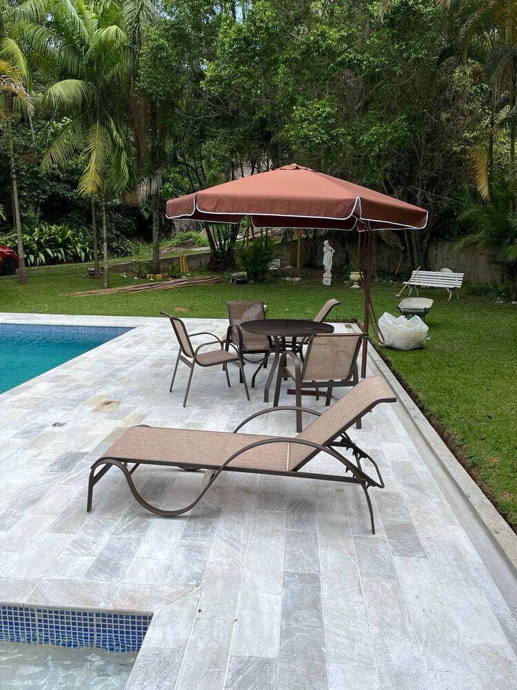 Casa à venda com 4 quartos, 3000m² - Foto 2