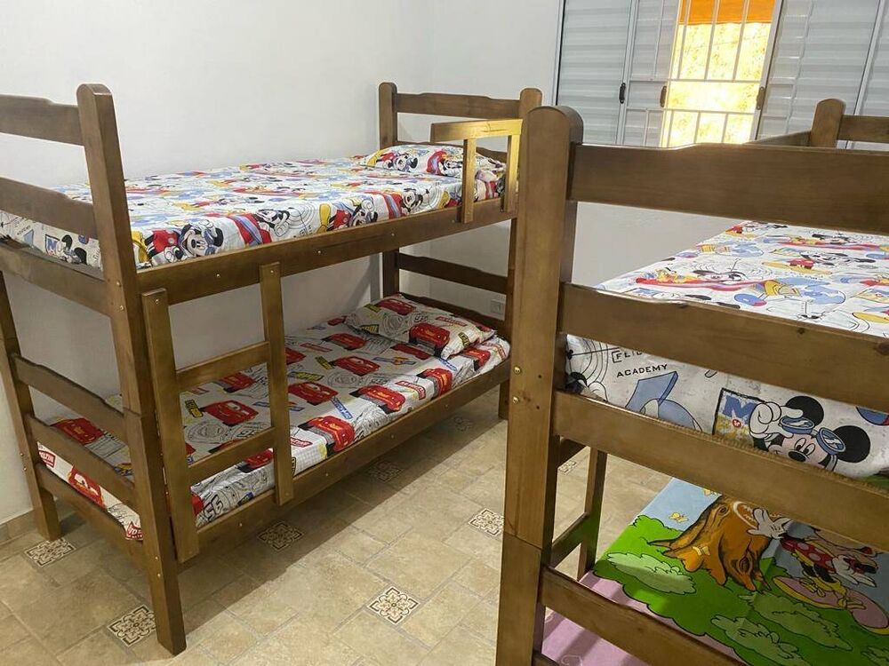 Casa à venda com 2 quartos, 90m² - Foto 2