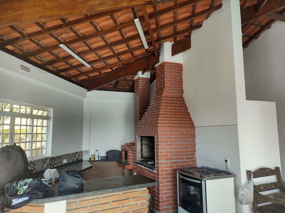 Chácara à venda com 4 quartos, 350m² - Foto 17