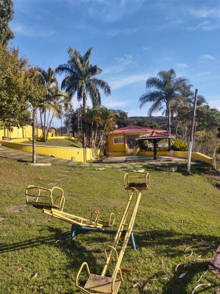 Chácara à venda com 4 quartos, 350m² - Foto 5